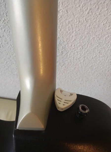 Guitarra Ovation Idea+ funda Ovation