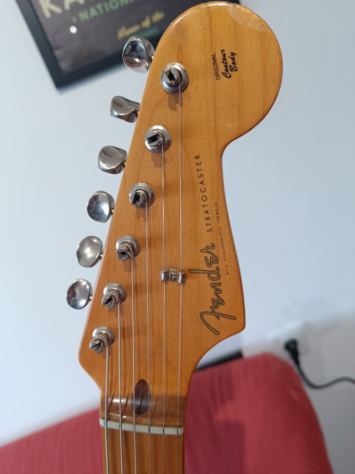 Fender Classic 50's Stratocaster 2003 MIM de segunda mano · Foto 8 de 10 · Lugo · 600 €