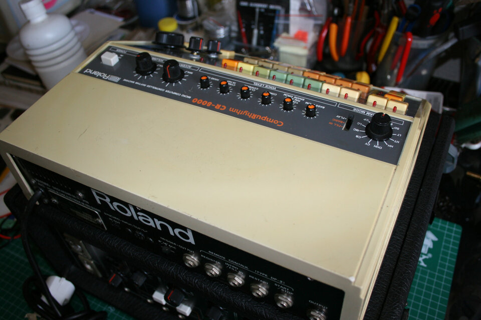 Roland CR-8000