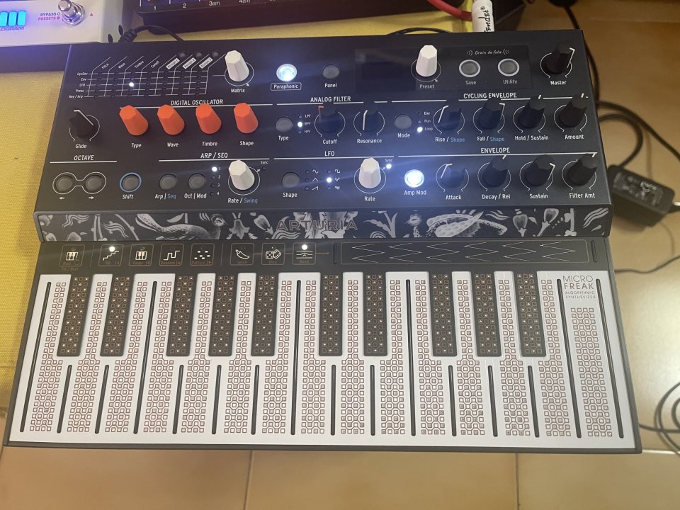 Arturia MicroFreak como nuevo de segunda mano · Foto 1 de 4 · Madrid · 225 €