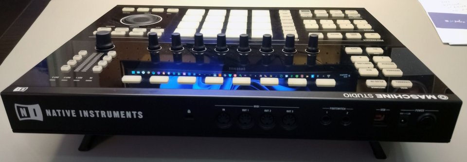 N.I. Maschine Studio black