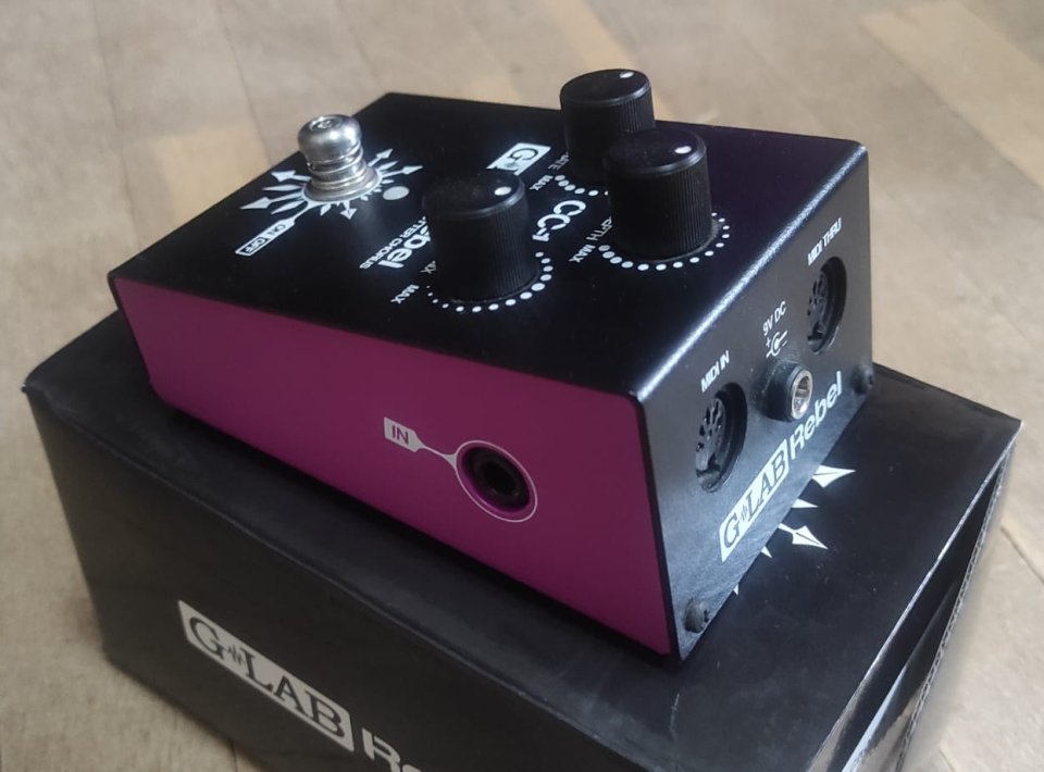 Chorus G Lab CC-1 Rebel Clutter de segunda mano · Foto 2 de 5 · Segovia · 100 €
