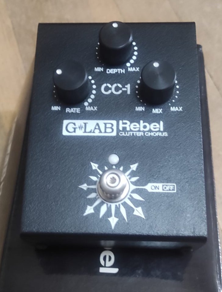 Chorus G Lab CC-1 Rebel Clutter de segunda mano · Foto 3 de 5 · Segovia · 100 €