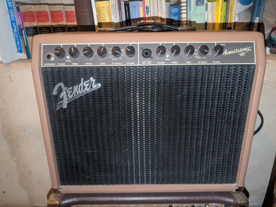 Vendo ampli Fender Acoustasonic 90