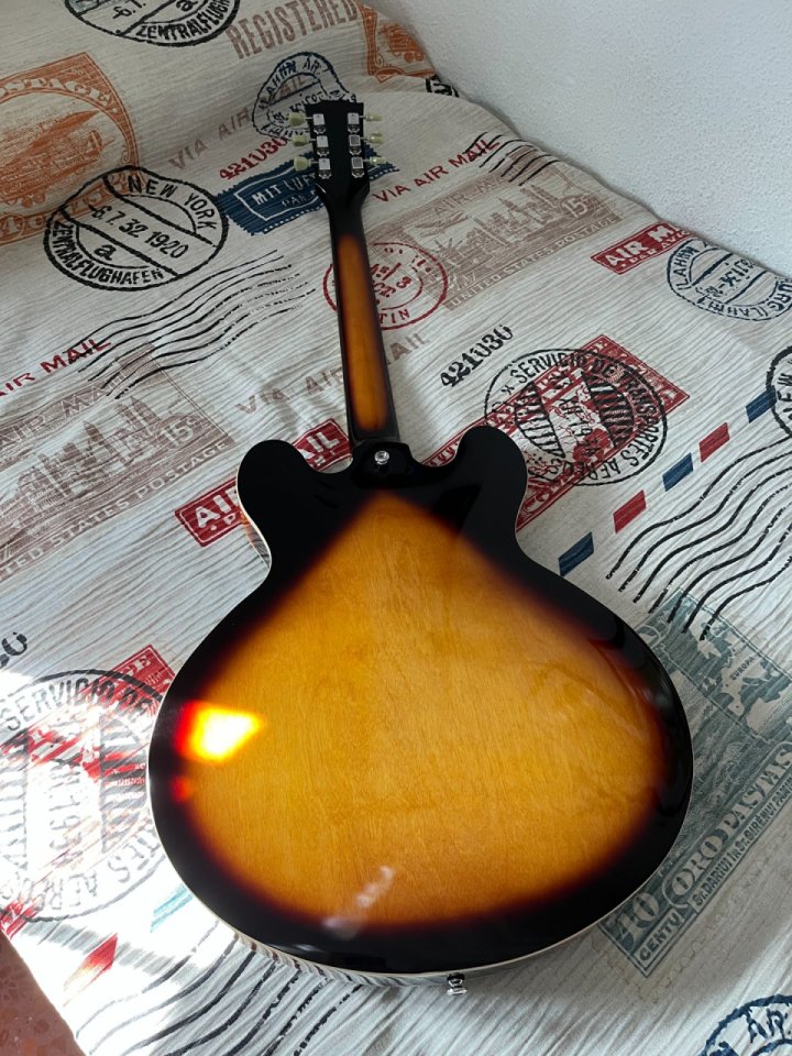 Tokai UES86SB Tipo 335 de segunda mano · Foto 5 de 9 · Sevilla · 500 €