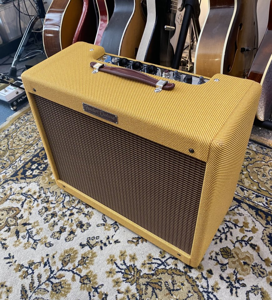 Fender '57 Custom Deluxe (VIDEO) de segunda mano · Foto 3 de 6 · Madrid · 2000 €
