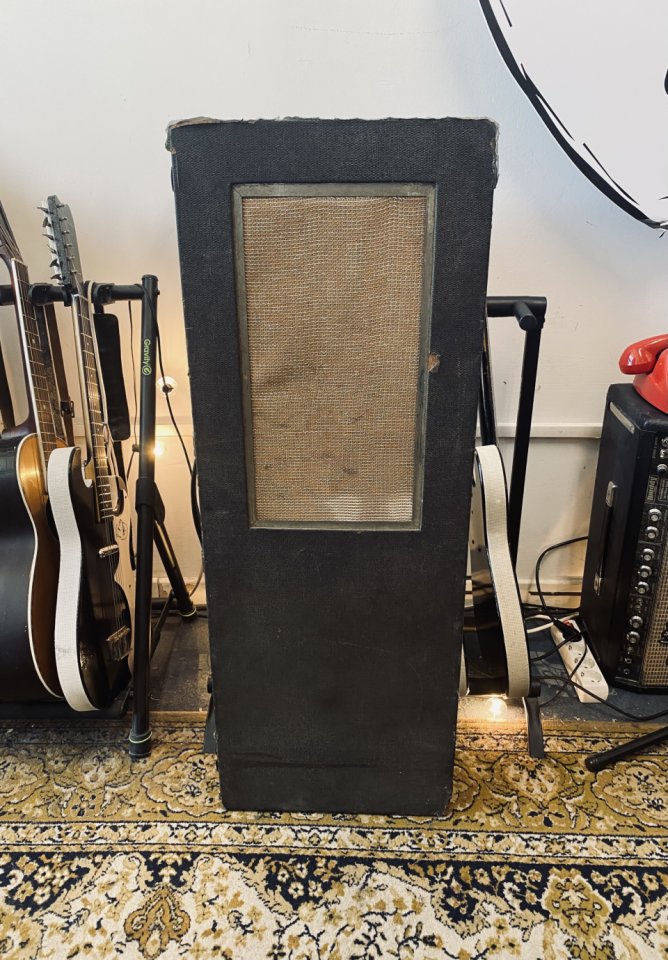Silvertone 1457 con Amp-in-case de 1965 (amplificador de válvulas/estuche)
