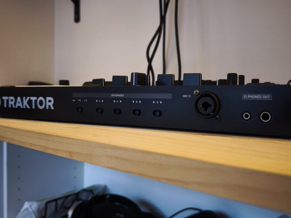 Native Instruments Traktor S4 MK3