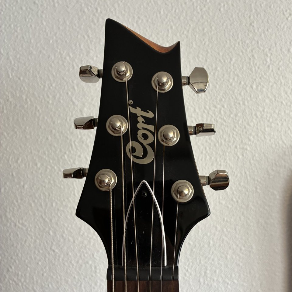 CORT M-600 BB de segunda mano · Foto 3 de 5 · Alicante · 300 €