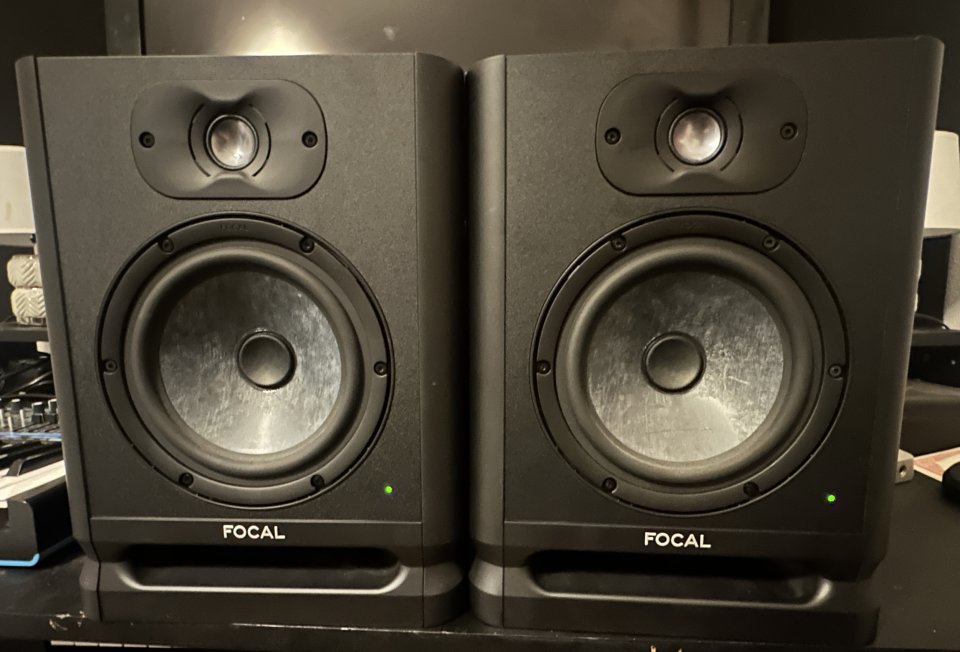 Monitores de Estudio Focal Alpha EVO 65 de segunda mano · Foto 1 de 2 · Madrid · 390 €