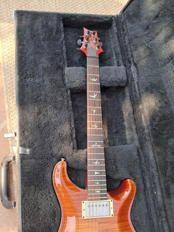 PRS McCARTY ARTIST TOP con TREMOLO Y DIAPASON BRAZILIAN ROSEWOOD FRIMADO (2000) de segunda mano · Foto 4 de 10 · Madrid · 5000 €