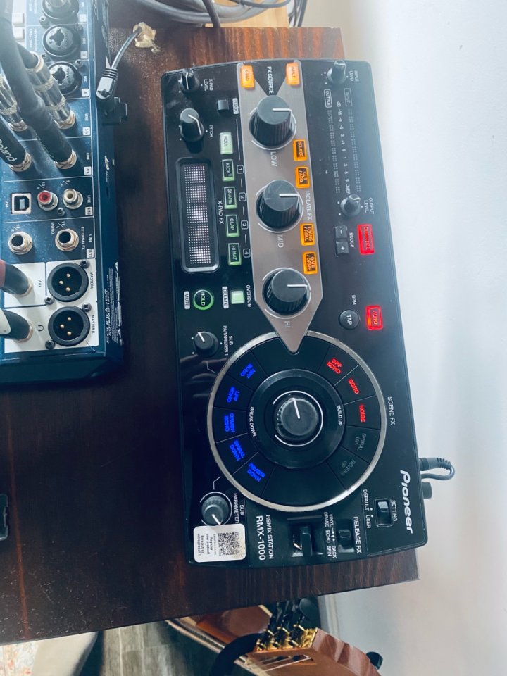Pioneer Rmx-1000 de segunda mano · Foto 2 de 7 · Barcelona · 1000 €