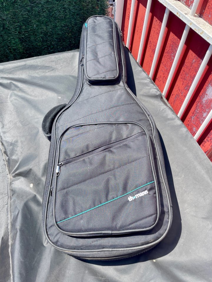 Harley Benton SC-Custom 3 con EMG de segunda mano · Foto 9 de 9 · Barcelona · 365 €