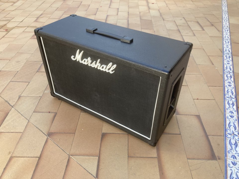 Pantalla 2x12 Open Back Celestion V30 de segunda mano · Foto 6 de 9 · Huelva · 230 €