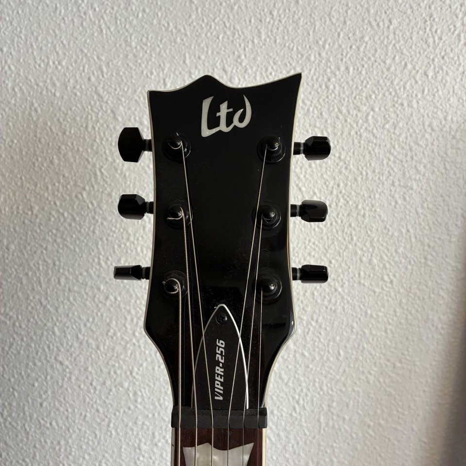 LTD Viper-256 de segunda mano · Foto 5 de 5 · Alicante · 300 €