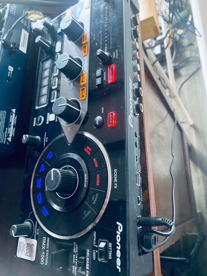 Pioneer Rmx-1000 de segunda mano · Foto 4 de 7 · Barcelona · 1000 €