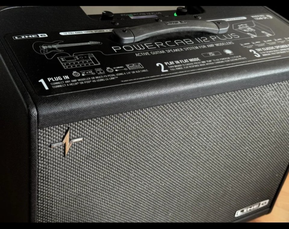 Line 6 Powercab plus 112 de segunda mano · Foto 1 de 3 · Tarragona · 550 €