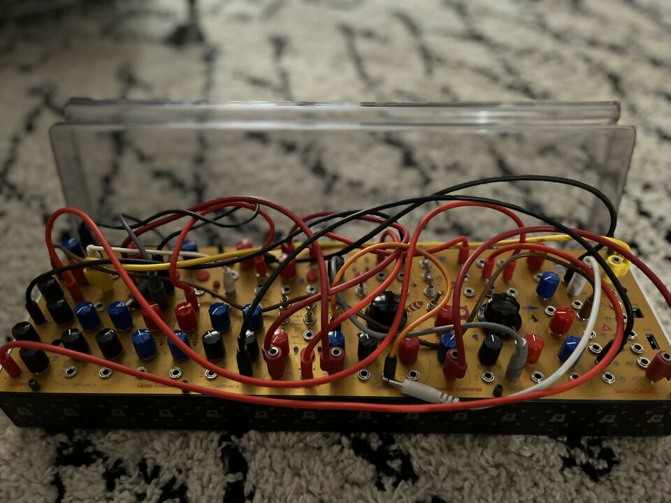 Endorphin.es Shuttle System +  Strong-zero VCO Core