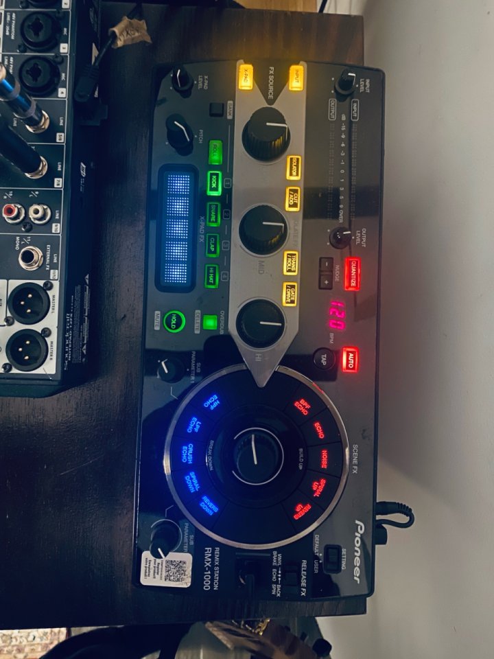 Pioneer Rmx-1000 de segunda mano · Foto 6 de 7 · Barcelona · 1000 €