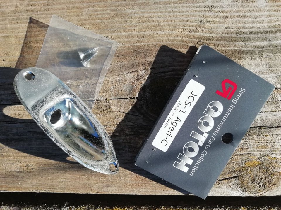 Jack Plate Gotoh Stratocaster Relic de segunda mano · Foto 1 de 6 · Albacete · 15 €