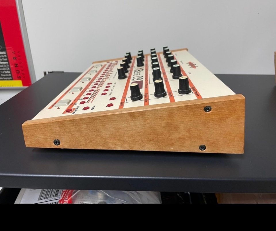 Jomox Xbase09 de segunda mano · Foto 5 de 6 · Valladolid · 490 €