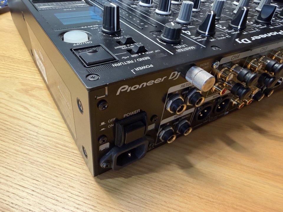 Pioneer DJM 900 Nexus 2 de segunda mano · Foto 5 de 6 · Cuenca · 1500 €