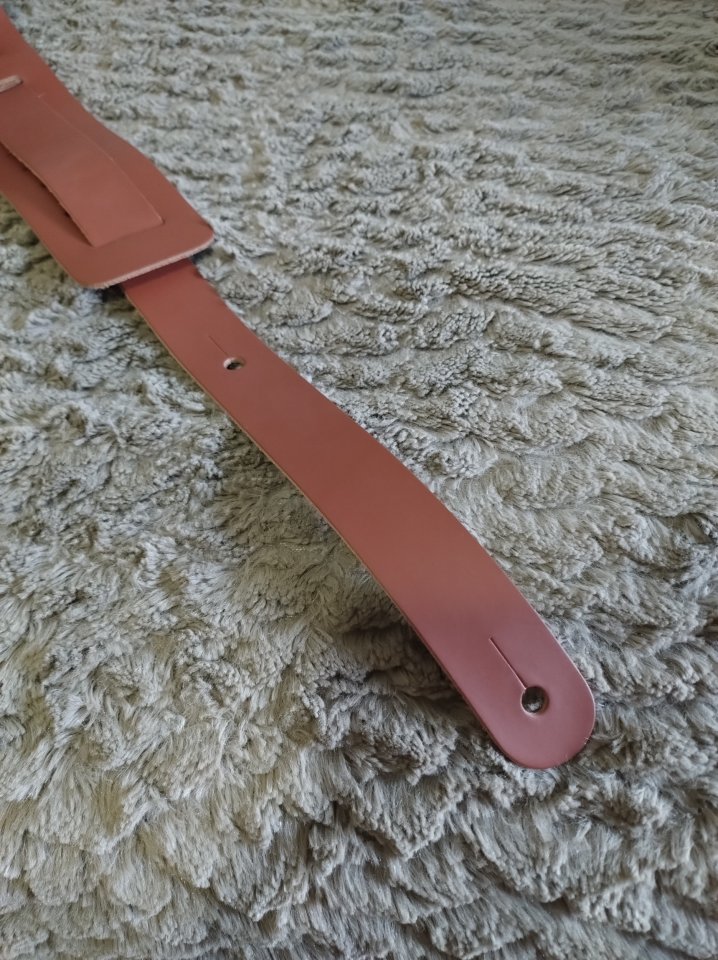 Correa cuero acolchado guitarra/bajo Levy's DM1PD-WAL (NUEVA A ESTRENAR)