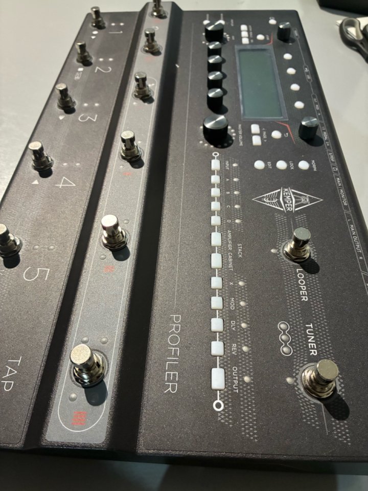 Kemper Stage Mark II de segunda mano · Foto 3 de 4 · Zaragoza · 1100 €