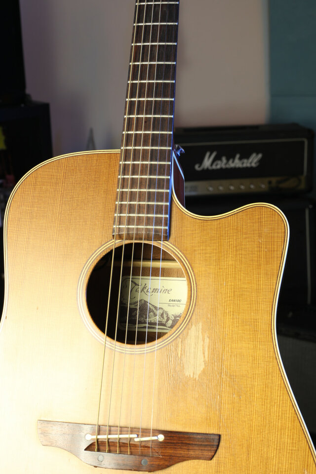 Guitarra acústica Takamine de segunda mano · Foto 2 de 6 · Valencia · 450 €