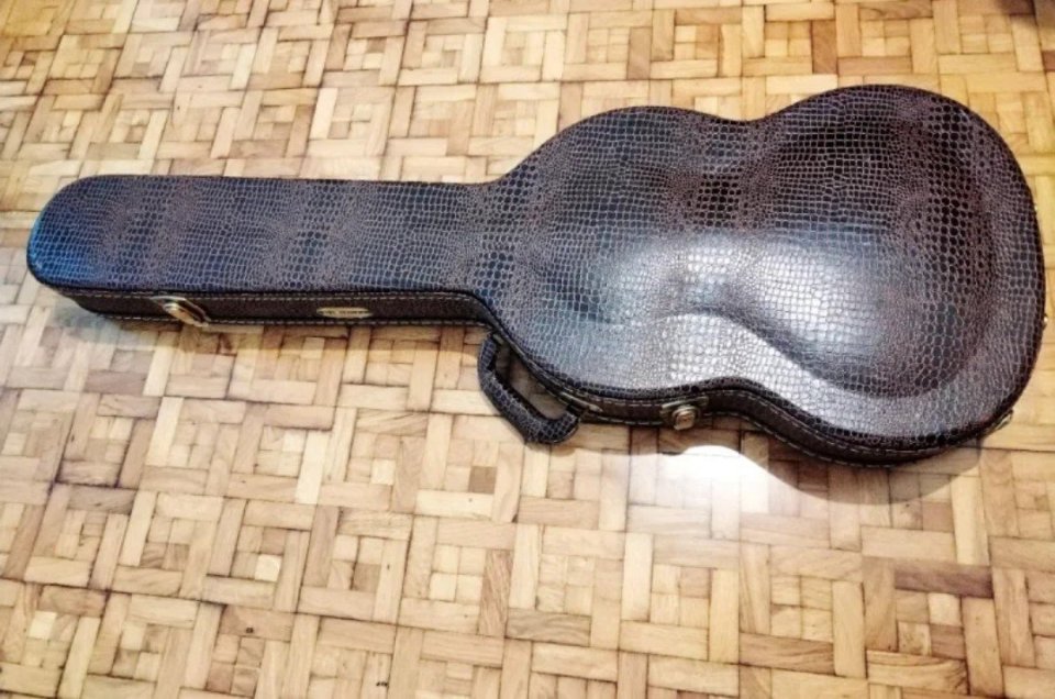 Epiphone SG 400 con extras de segunda mano · Foto 7 de 9 · Tarragona · 350 €