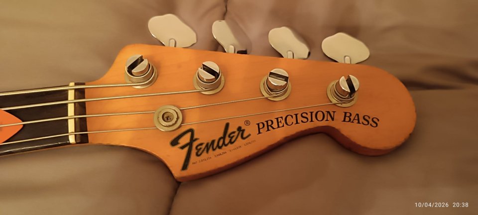 Bajo Fender precisión año 1963 /64 de segunda mano · Foto 7 de 10 · Zaragoza · 8000 €