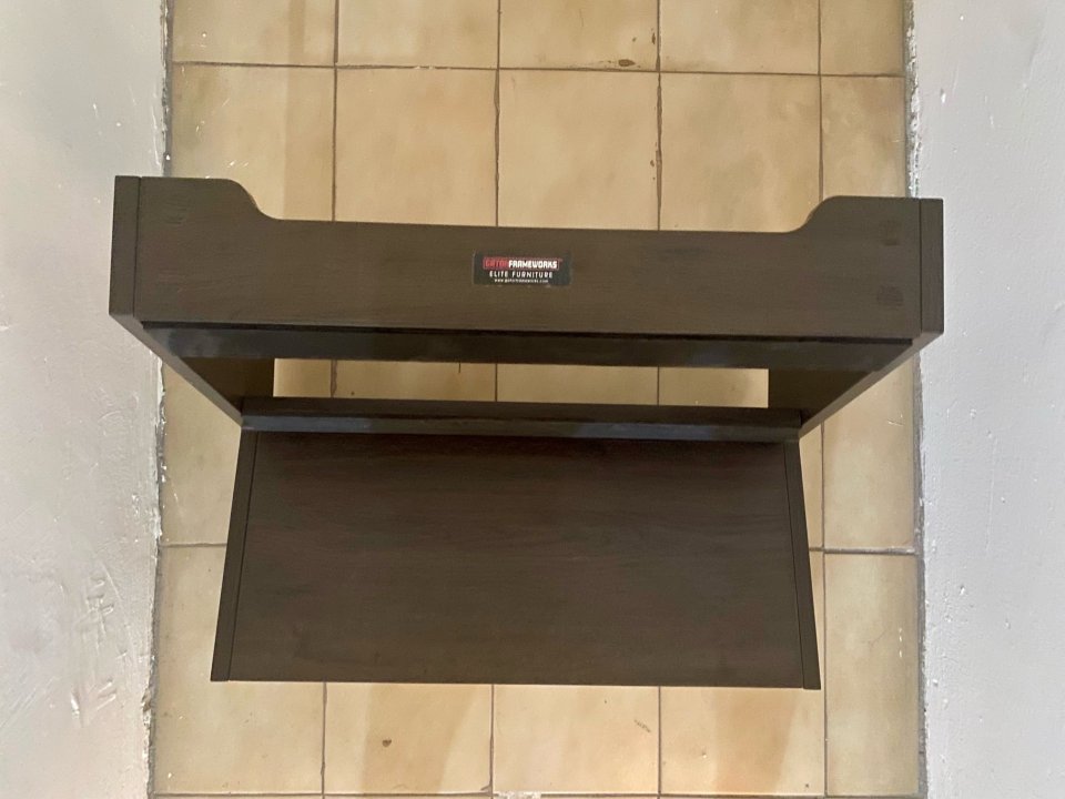 Gator Frameworks Elite Guitar Amp Stand L BRN de segunda mano · Foto 3 de 4 · Pontevedra · 85 €