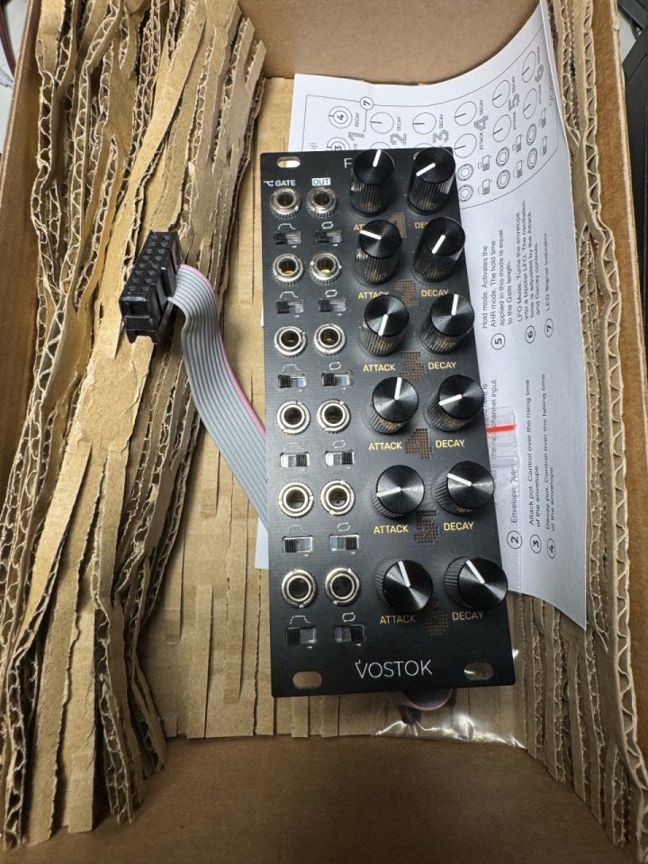 Modulos Eurorack + Case
