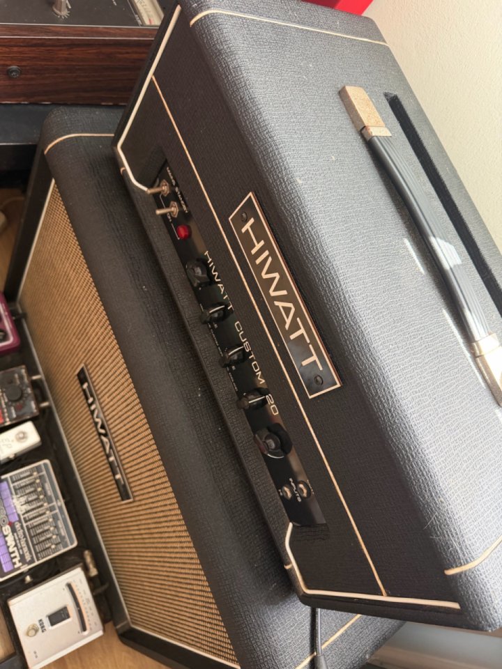 Hiwatt CUSTOM 20 HEAD HW England de segunda mano · Foto 1 de 6 · Pontevedra · 2800 €