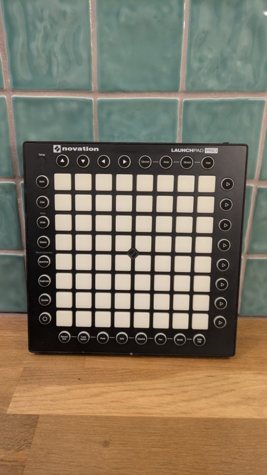 Novation Launchpad Pro mk2 mkii de segunda mano · Foto 1 de 7 · Barcelona · 105 €