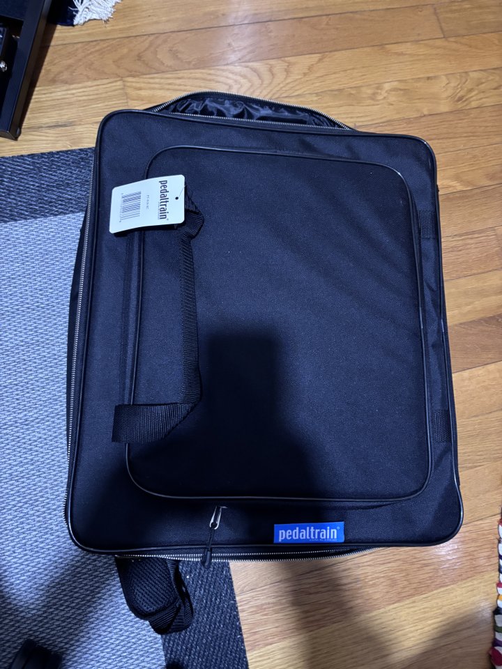 Pedaltrain Novo 18 SC, nueva a estrenar.