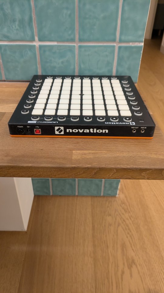 Novation Launchpad Pro mk2 mkii de segunda mano · Foto 2 de 7 · Barcelona · 105 €