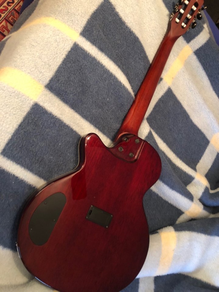 Guitarra Nylon Cort NY Sunset de segunda mano · Foto 8 de 8 · Valencia · 350 €