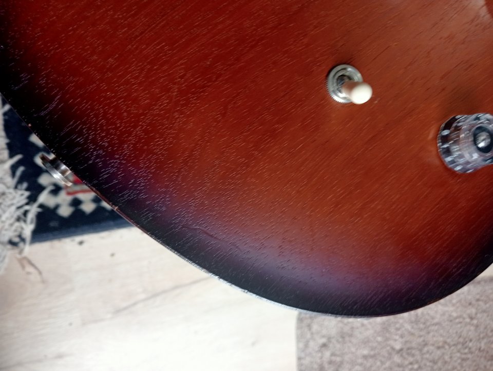 PRS CE 24 Edición Limitada en acabado Tobacco Sunburst (TSB), comprada originalmente en 2017. de segunda mano · Foto 4 de 8 · Asturias · 1100 €