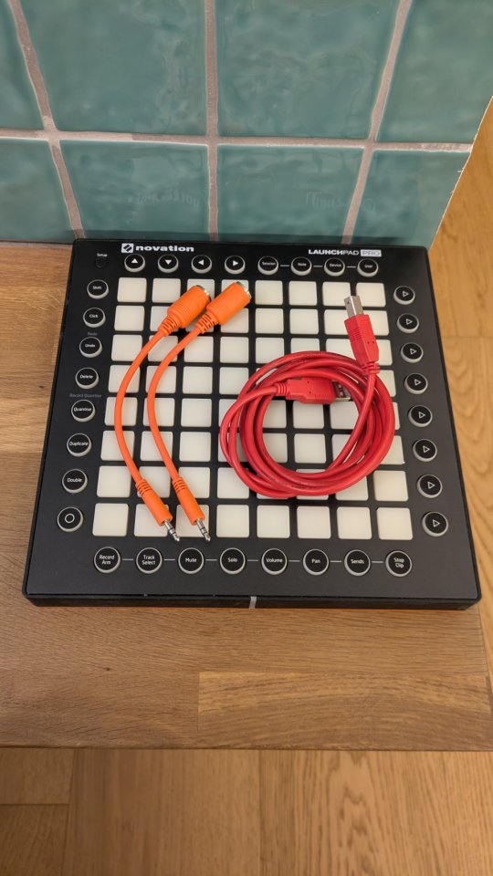 Novation Launchpad Pro mk2 mkii de segunda mano · Foto 4 de 7 · Barcelona · 105 €