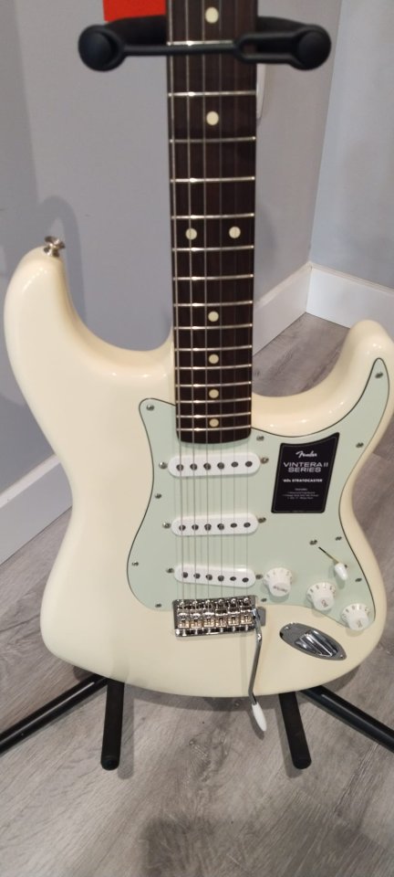 Fender Vintera II 60 wh