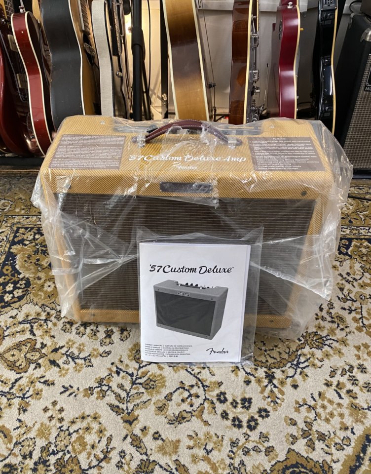 Fender '57 Custom Deluxe (VIDEO) de segunda mano · Foto 6 de 6 · Madrid · 2000 €