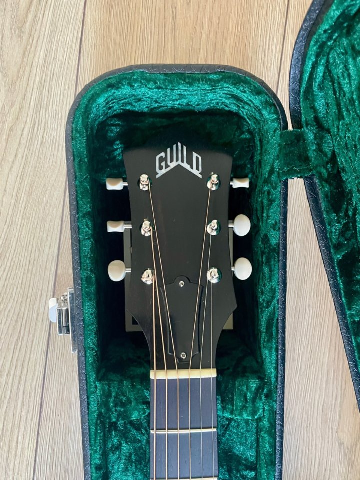 Guild M-20 USA All Mahogany de segunda mano · Foto 3 de 7 · Granada · 1400 €