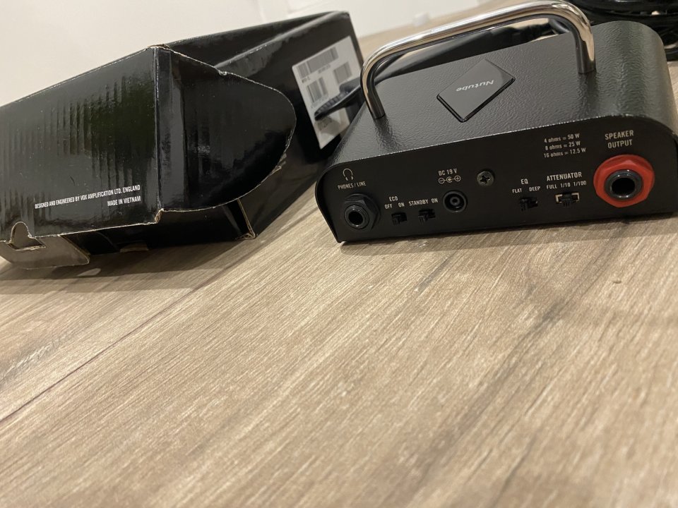 Vox Mv Clean (cabezal completo —tamaño y peso mini de segunda mano · Foto 4 de 5 · Madrid · 115 €