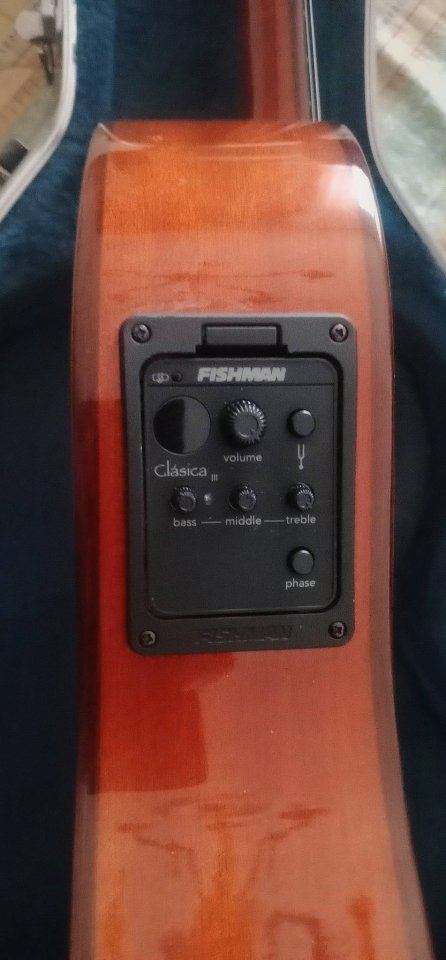 Guitarra Admira mejorada de segunda mano · Foto 4 de 7 · Cantabria · 290 €