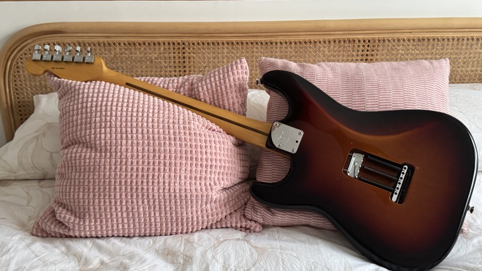 Fender Stratocaster American Professional II 3TBS de segunda mano · Foto 4 de 7 · Madrid · 1450 €
