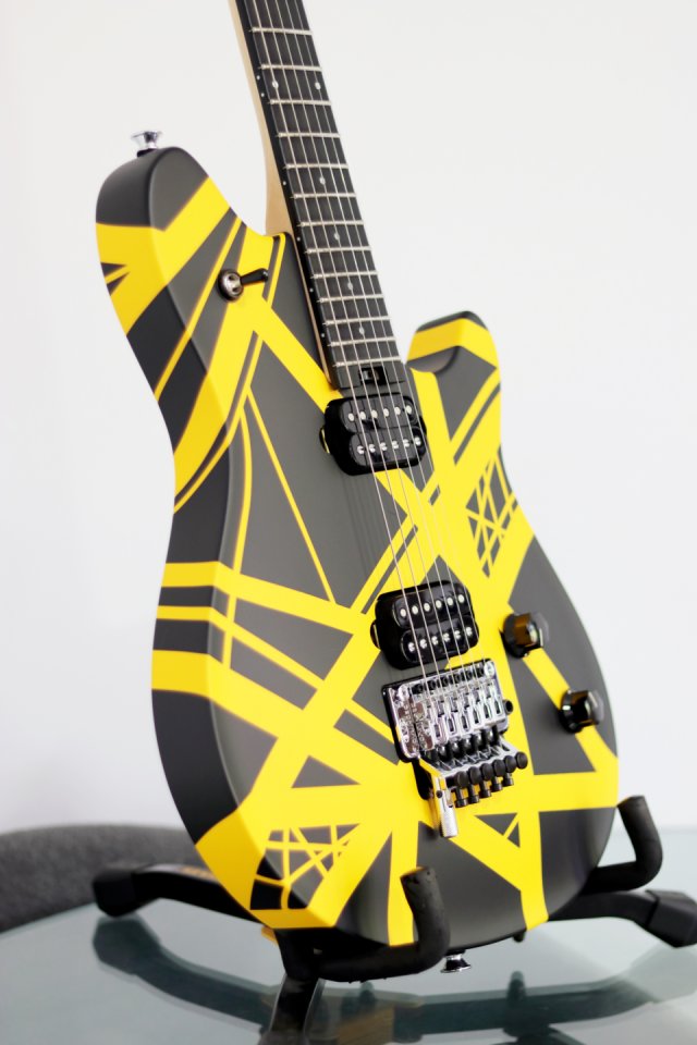 EVH by Fender Wolfgang Special Striped Black and Yellow (envío incluido)
