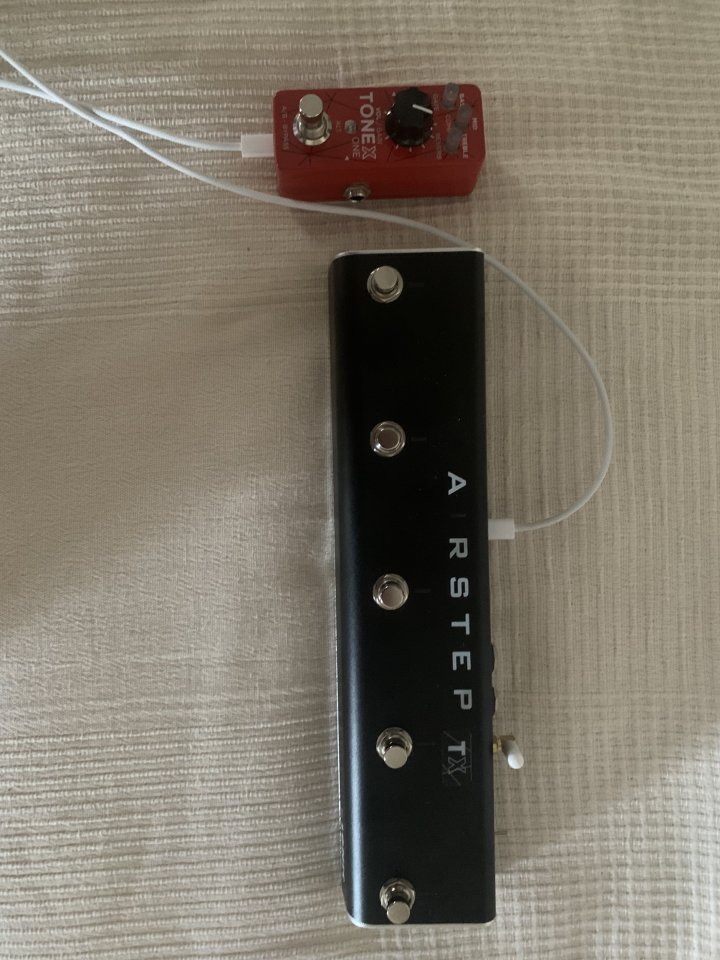 TONEX one ltd Evh de segunda mano · Foto 3 de 3 · Madrid · 270 €
