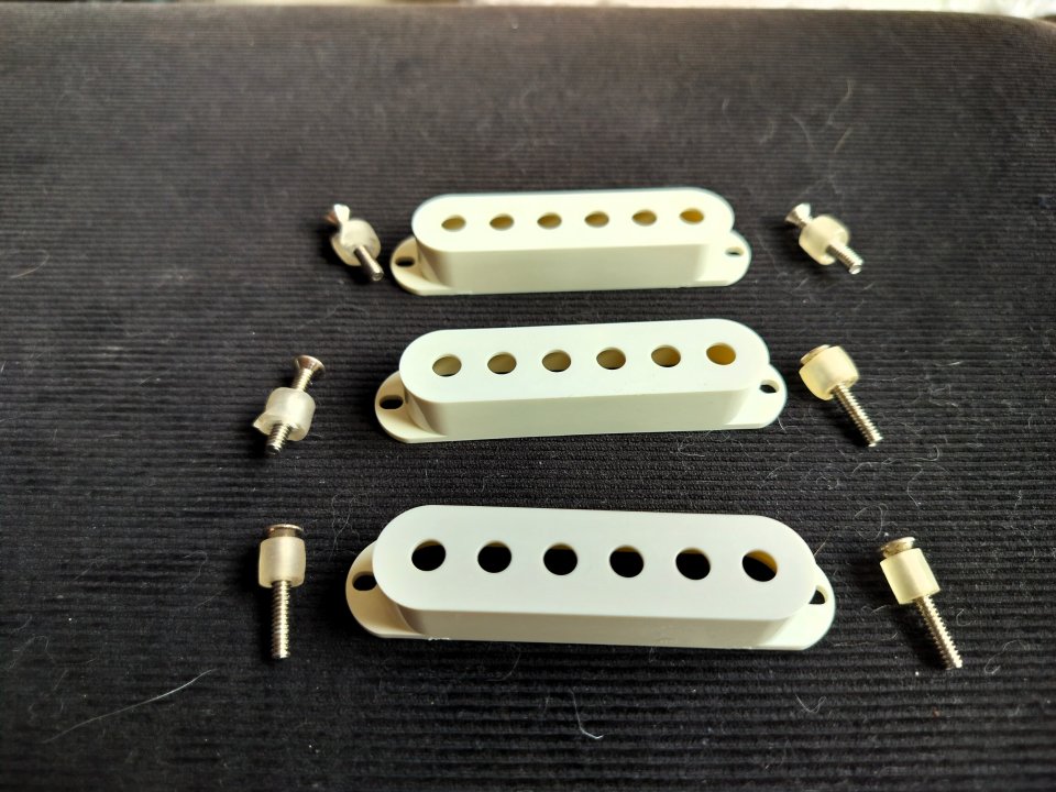Set 3 pastillas Suhr V60LP Stratocaster de segunda mano · Foto 6 de 7 · Valladolid · 280 €