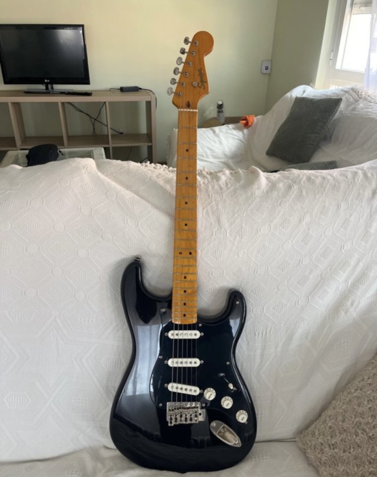 Fender Squier Classic Vibe 50s de segunda mano · Foto 1 de 6 · León · 340 €